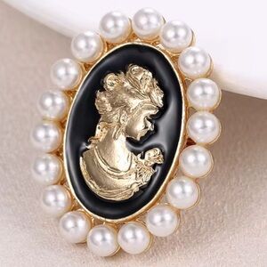 Vintage Gold and Black pearls Cameo Brooch